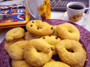 LES KAKES (COURONNES TUNES) DE MÉMÉ HÉLÈNE LES KAKES (COURONNES TUNES) DE MÉMÉ HÉLÈNE